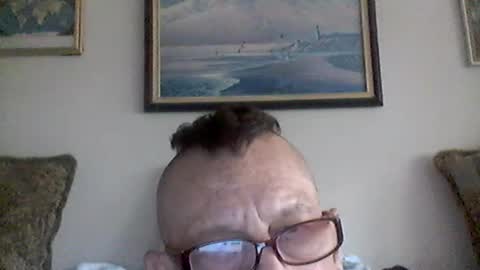 Snapshot of mhitch924 chatting on 08/01/26, 06:07 mhitch924 online show from 08/01/26, 06:07
