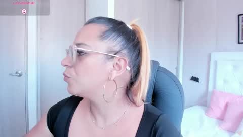 Mhonika online show from 09/29/25, 09:30