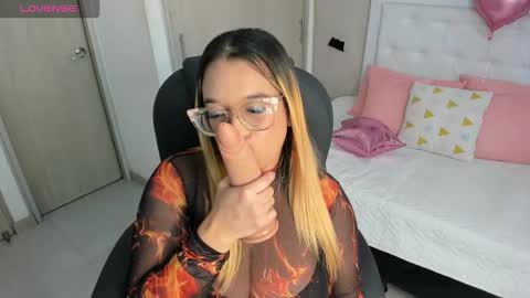 Mhonika online show from 10/10/25, 01:10