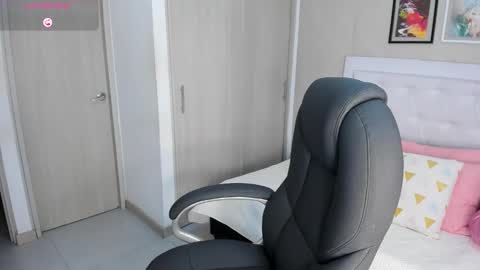 Mhonika online show from 10/21/25, 12:06