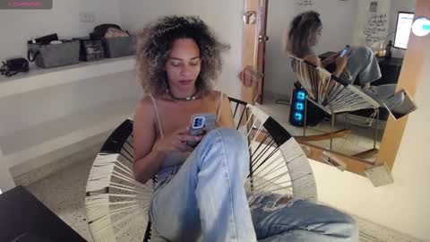 Snapshot of mhulattahot_ chatting on 02/21/25, 04:26 Mulata Spencer online show from 02/21/25, 04:26