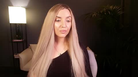 Snapshot of mi1a_ chatting on 04/04/26, 03:05 mi1a_ online show from 04/04/26, 03:05