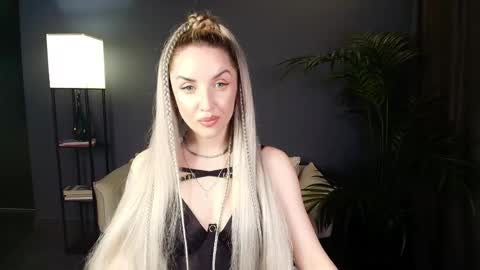 Snapshot of mi1a_ chatting on 04/26/26, 08:12 mi1a_ online show from 04/26/26, 08:12