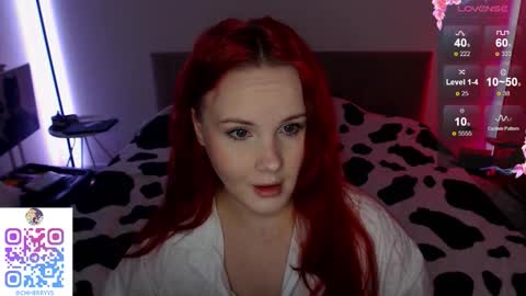 Snapshot of mi_cherry chatting on 03/26/26, 01:11 Alice online show from 03/26/26, 01:11