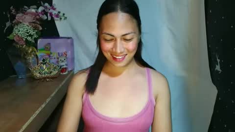 Mia online show from 12/15/25, 01:37