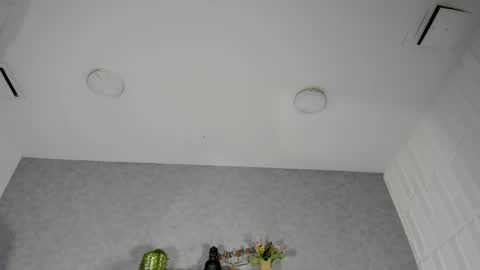 Snapshot of mia1blaze chatting on 04/22/26, 03:42 Mia1blaze online show from 04/22/26, 03:42