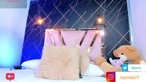 Mia online show from 03/20/26, 02:49