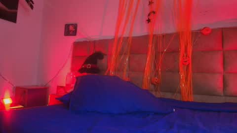 Emi online show from 10/27/25, 07:29