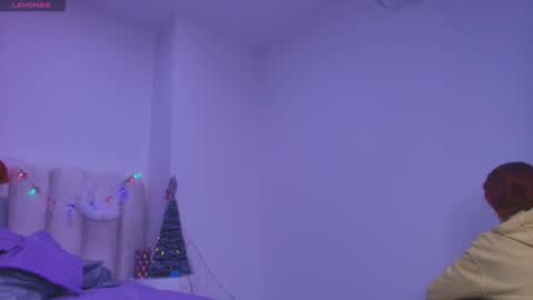 Emi online show from 12/01/25, 07:08