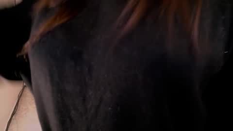 Snapshot of mia_112022 chatting on 10/10/25, 02:38 Mia zoe online show from 10/10/25, 02:38