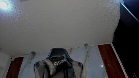 Violett online show from 11/18/25, 06:01