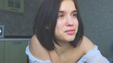 Mia online show from 02/22/25, 01:11