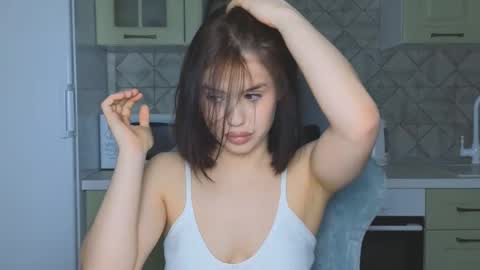 Mia online show from 03/07/25, 02:57