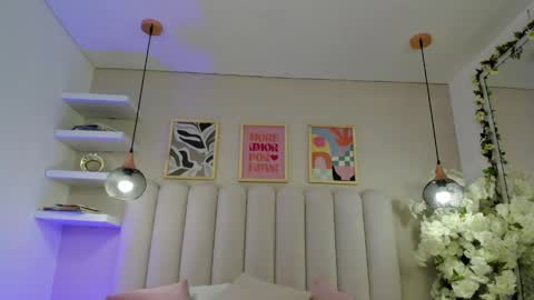 Snapshot of mia__bailey_ chatting on 04/07/26, 03:07 mia__bailey_ online show from 04/07/26, 03:07