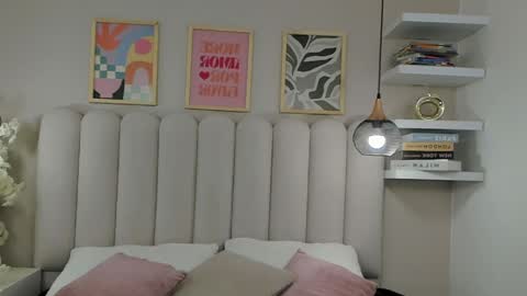 Snapshot of mia__bailey_ chatting on 04/09/26, 03:06 mia__bailey_ online show from 04/09/26, 03:06