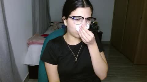 Mia online show from 11/07/25, 03:28