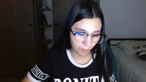 Mia online show from 03/18/26, 02:37