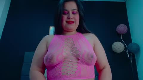 C A L L  M E  M I A  online show from 10/05/25, 01:48