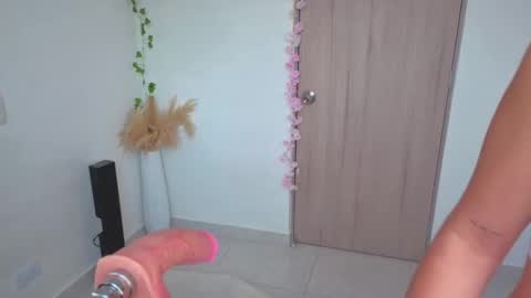 Mia adams  online show from 11/02/25, 10:23