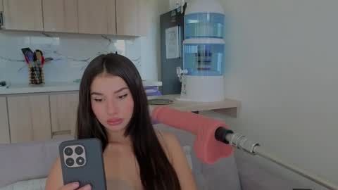 Mia adams  online show from 05/20/26, 07:31