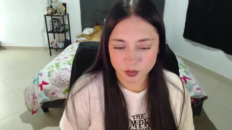 Snapshot of mia_adams_red chatting on 12/03/24, 11:57 mia online show from 12/03/24, 11:57