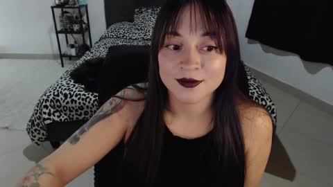 Snapshot of mia_adams_red chatting on 12/28/24, 10:55 mia online show from 12/28/24, 10:55