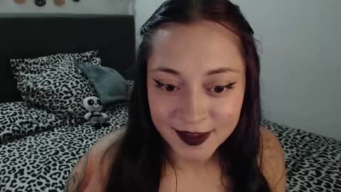 Snapshot of mia_adams_red chatting on 01/16/25, 12:34 mia online show from 01/16/25, 12:34