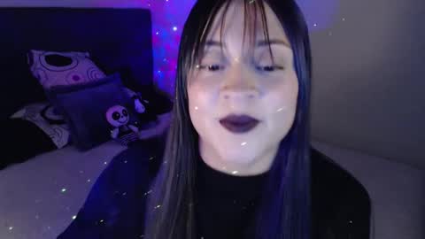 Snapshot of mia_adams_red chatting on 01/28/25, 01:18 mia online show from 01/28/25, 01:18