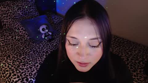 Snapshot of mia_adams_red chatting on 02/22/25, 02:17 mia online show from 02/22/25, 02:17