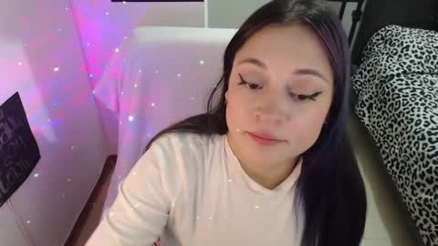 Snapshot of mia_adams_red chatting on 03/10/25, 12:51 mia online show from 03/10/25, 12:51