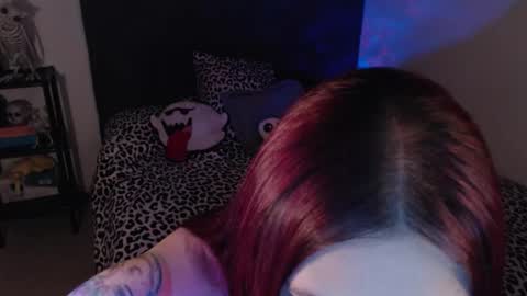 Snapshot of mia_adams_red chatting on 11/23/25, 02:00 mia online show from 11/23/25, 02:00