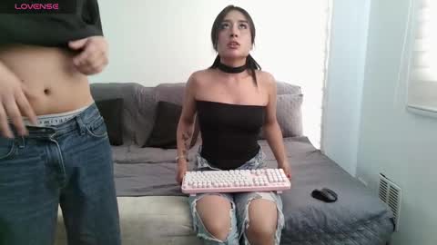 Snapshot of mia_and_eros chatting on 06/04/26, 07:09 MIA AND EROS online show from 06/04/26, 07:09