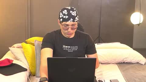 Snapshot of mia_belmont chatting on 03/20/26, 06:46 Belmont and Mia online show from 03/20/26, 06:46