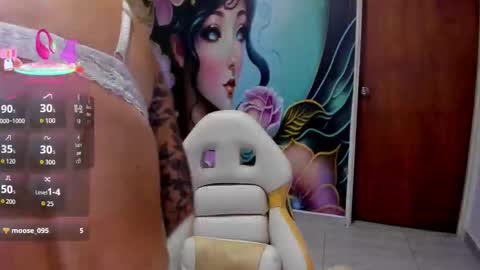 Mia online show from 11/12/25, 08:41