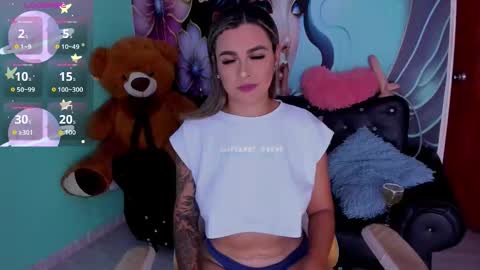 Mia online show from 03/01/26, 08:00