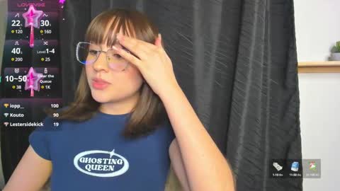Snapshot of mia_blaiir chatting on 12/04/24, 02:09 Mia Blair online show from 12/04/24, 02:09