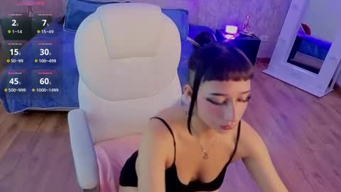 Snapshot of mia_bloom2 chatting on 06/03/26, 07:44 mia online show from 06/03/26, 07:44