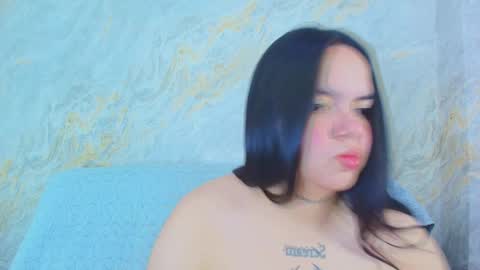 Mia  online show from 03/31/26, 12:05