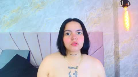 Snapshot of mia_candy_0 chatting on 05/30/26, 12:02 Mia online show from 05/30/26, 12:02