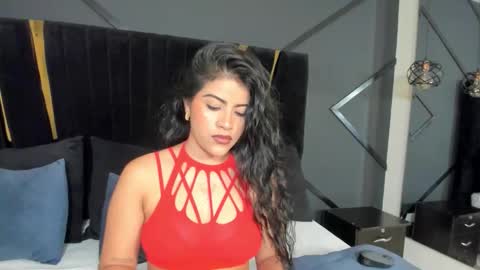 Snapshot of mia_cano_ chatting on 11/03/25, 01:45 Mia Cano online show from 11/03/25, 01:45