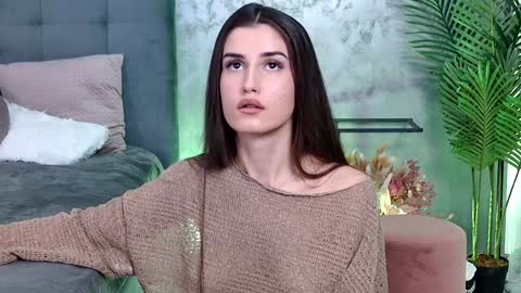 Snapshot of mia_carter99 chatting on 02/04/25, 09:20 Freya Allen online show from 02/04/25, 09:20