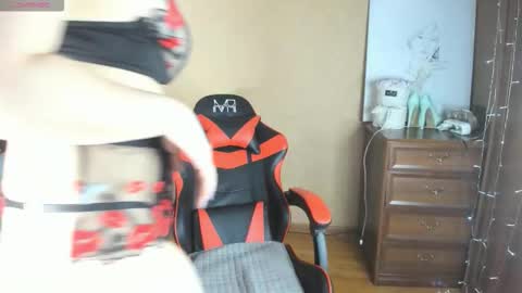 Ami online show from 12/04/25, 09:29