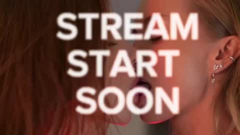 Snapshot of mia_cloudy chatting on 04/12/26, 03:50 Mia and friends online show from 04/12/26, 03:50