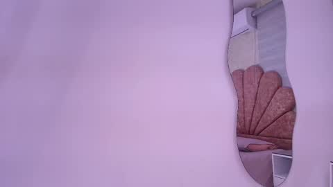 Snapshot of mia_collenss chatting on 04/10/26, 04:17 Mia online show from 04/10/26, 04:17