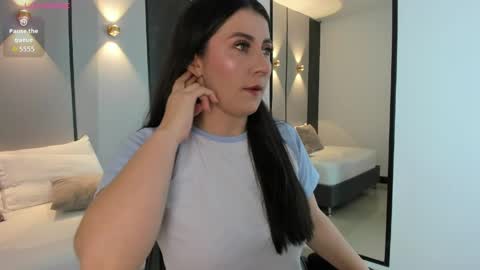 M I A  online show from 04/07/26, 02:23