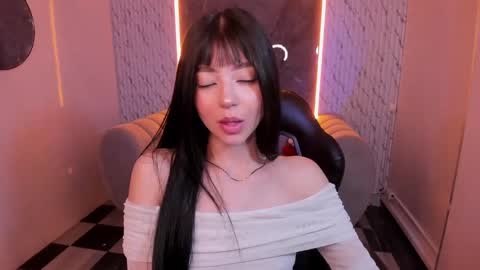 Snapshot of mia_collins_b chatting on 10/09/25, 12:58 mia_collins_b online show from 10/09/25, 12:58