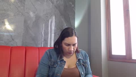 Snapshot of mia_coral1 chatting on 03/22/26, 05:05 Mia online show from 03/22/26, 05:05