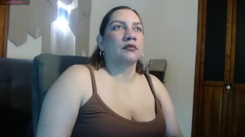 Snapshot of mia_coral1 chatting on 04/27/26, 02:20 Mia online show from 04/27/26, 02:20