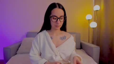 Sarah Luna online show from 02/12/26, 06:58