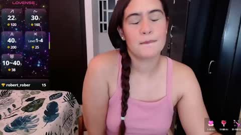 Snapshot of mia_danielsx chatting on 02/25/25, 02:47 Mia online show from 02/25/25, 02:47